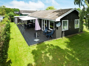 Three-Bedroom Holiday home in Juelsminde 15